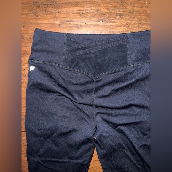 💋 Women’s Size M- Fabletics Bundle - Picture 8 of 9